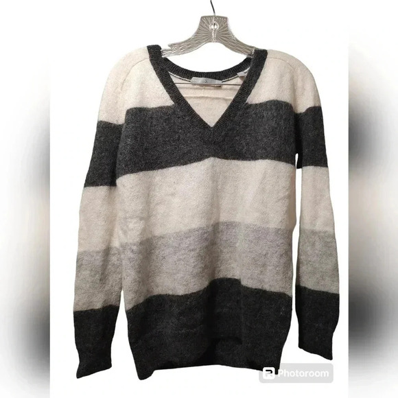 Vince Striped Mohair Blend V- Neck Sweater in Carbon/White/Steel Size xs - Picture 4 of 6